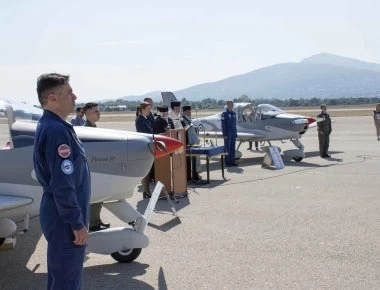 Παραλαβή των εκπαιδευτικών αεροσκαφών στη Δεκέλεια (φωτο)